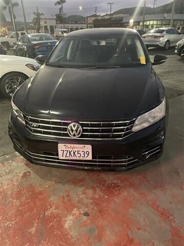 2017 Volkswagen Passat 1.8T R-Line   - Photo 1 - Ventura, CA 93003