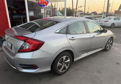 2021 Honda Civic LX - Photo 4 - Ventura, CA 93003