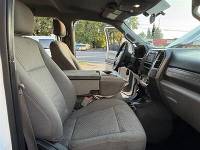 2017 Ford F-250 Super Duty XLT   - Photo 13 - Eugene, OR 97402