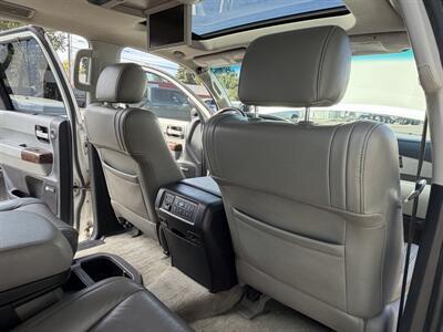 2010 Toyota Sequoia Platinum - Photo 24 - Eugene, OR 97402