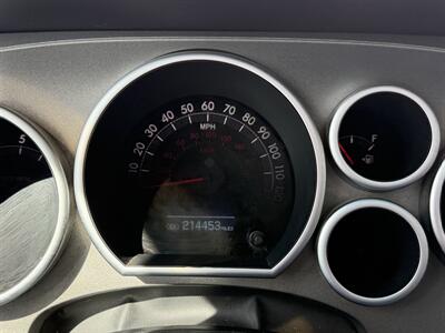 2010 Toyota Sequoia Platinum - Photo 14 - Eugene, OR 97402
