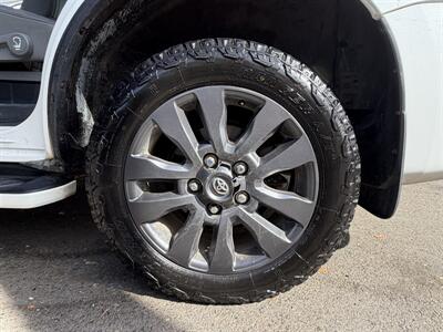 2010 Toyota Sequoia Platinum - Photo 28 - Eugene, OR 97402