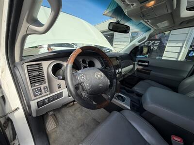 2010 Toyota Sequoia Platinum - Photo 9 - Eugene, OR 97402