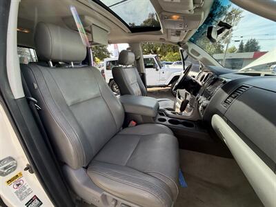 2010 Toyota Sequoia Platinum - Photo 11 - Eugene, OR 97402