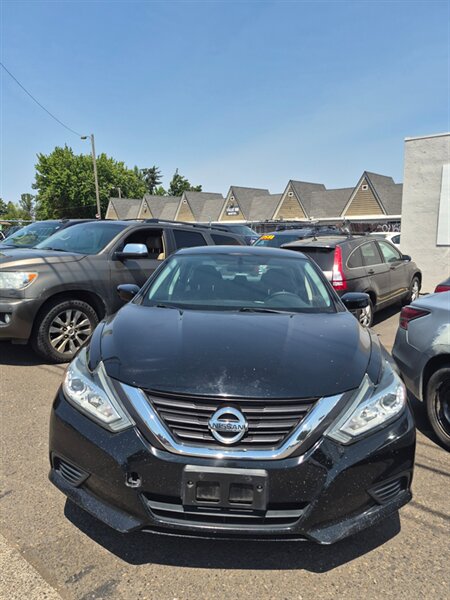 2016 Nissan Altima 2.5   - Photo 1 - Eugene, OR 97402