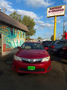 2012 Toyota Camry LE - Photo 2 - Eugene, OR 97402