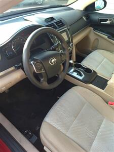 2012 Toyota Camry LE - Photo 4 - Eugene, OR 97402