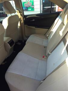 2012 Toyota Camry LE - Photo 7 - Eugene, OR 97402