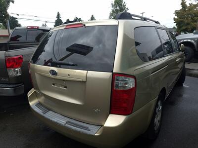 2007 Kia Sedona - Photo 10 - Eugene, OR 97402