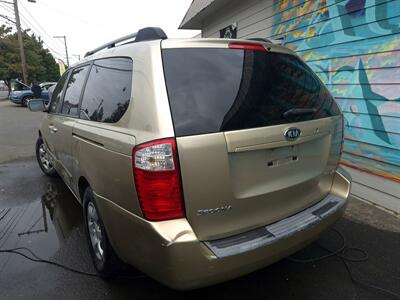 2007 Kia Sedona - Photo 12 - Eugene, OR 97402