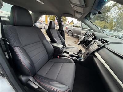 2016 Toyota Camry SE   - Photo 15 - Eugene, OR 97402