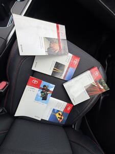 2016 Toyota Camry SE   - Photo 19 - Eugene, OR 97402