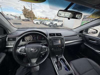 2016 Toyota Camry SE   - Photo 9 - Eugene, OR 97402
