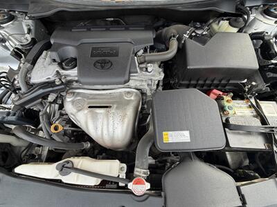 2016 Toyota Camry SE   - Photo 20 - Eugene, OR 97402