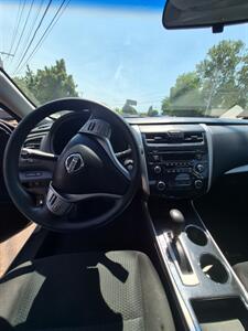 2014 Nissan Altima 2.5   - Photo 2 - Eugene, OR 97402