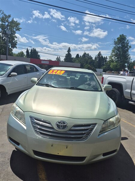 2009 Toyota Camry Hybrid   - Photo 1 - Eugene, OR 97402
