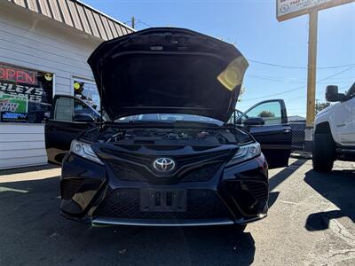 2018 Toyota Camry XSE - Photo 5 - Eugene, OR 97402