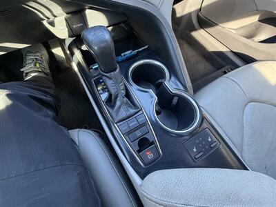 2018 Toyota Camry XSE - Photo 20 - Eugene, OR 97402