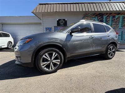 2020 Nissan Rogue SV   - Photo 2 - Eugene, OR 97402
