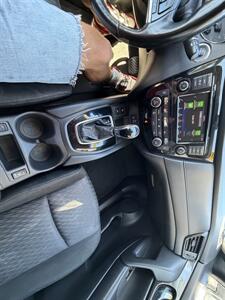 2020 Nissan Rogue SV   - Photo 15 - Eugene, OR 97402