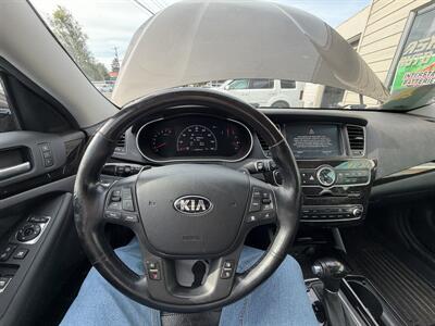 2014 Kia Cadenza Limited - Photo 8 - Eugene, OR 97402