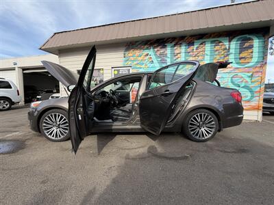 2014 Kia Cadenza Limited - Photo 6 - Eugene, OR 97402