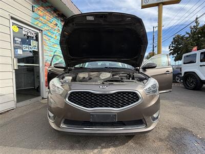 2014 Kia Cadenza Limited - Photo 4 - Eugene, OR 97402