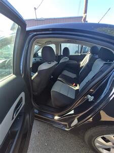 2014 Chevrolet Cruze LS Auto - Photo 3 - Eugene, OR 97402