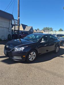 2014 Chevrolet Cruze LS Auto - Photo 1 - Eugene, OR 97402