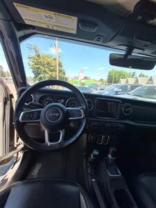 2021 Jeep Wrangler Unlimited Sahara - Photo 5 - Eugene, OR 97402