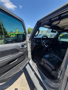 2021 Jeep Wrangler Unlimited Sahara - Photo 3 - Eugene, OR 97402