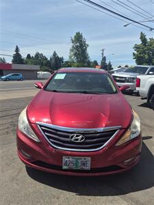 2011 Hyundai SONATA SE   - Photo 1 - Eugene, OR 97402