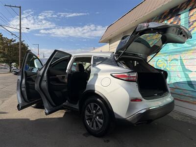 2016 Nissan Murano SV - Photo 6 - Eugene, OR 97402