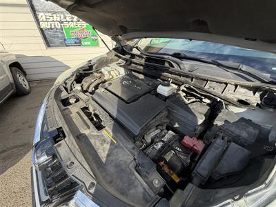 2016 Nissan Murano SV - Photo 16 - Eugene, OR 97402