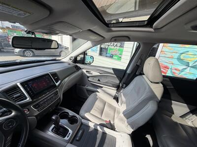 2016 Honda Pilot EX-L w/RES   - Photo 15 - Eugene, OR 97402