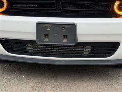 2018 Dodge Challenger SXT Plus   - Photo 5 - Eugene, OR 97402