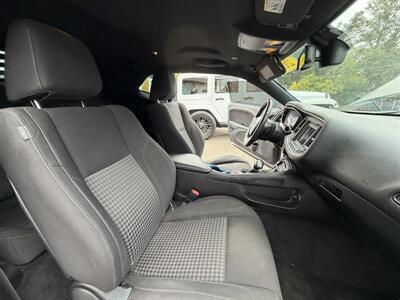 2018 Dodge Challenger SXT Plus   - Photo 20 - Eugene, OR 97402