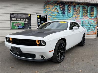 2018 Dodge Challenger SXT Plus   - Photo 1 - Eugene, OR 97402