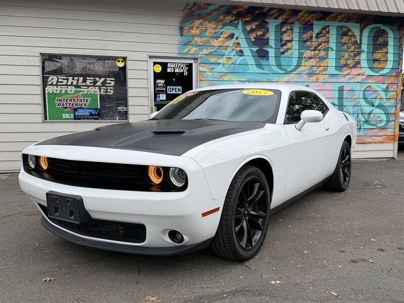 2018 Dodge Challenger SXT Plus  