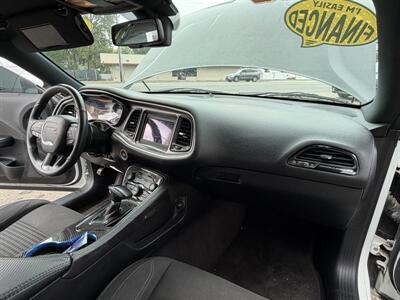 2018 Dodge Challenger SXT Plus   - Photo 19 - Eugene, OR 97402