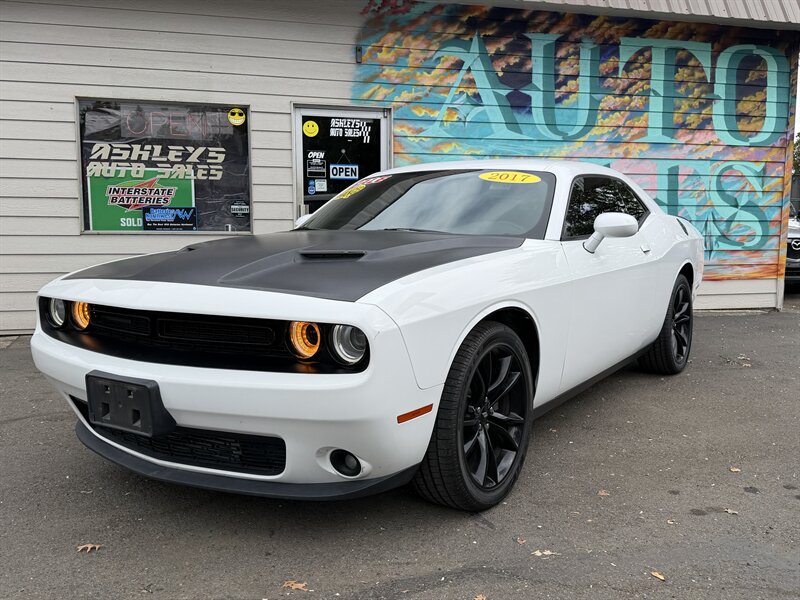 2018 Dodge Challenger SXT Plus  