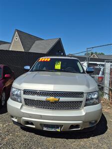 2013 Chevrolet Tahoe LTZ   - Photo 3 - Eugene, OR 97402