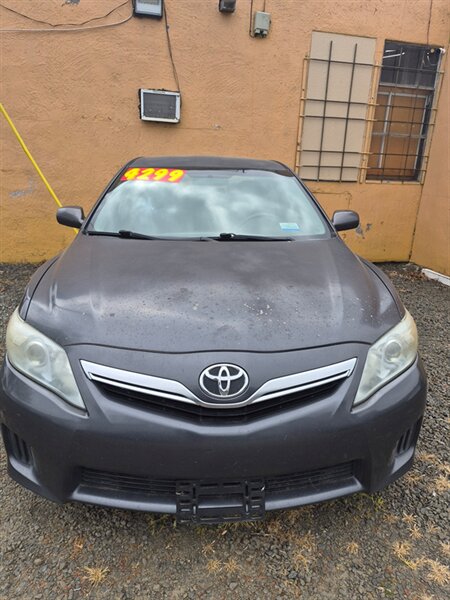 2010 Toyota Camry Hybrid   - Photo 1 - Eugene, OR 97402