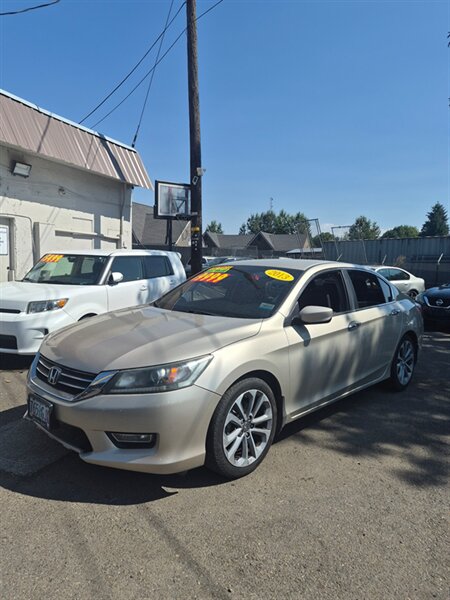 2013 Honda Accord Sport   - Photo 1 - Eugene, OR 97402