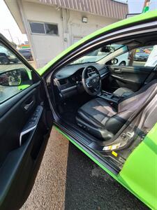 2015 Toyota Camry SE - Photo 3 - Eugene, OR 97402