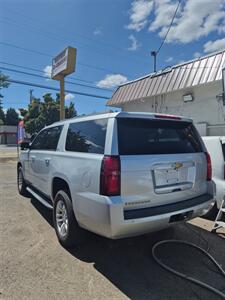2017 Chevrolet Suburban LT   - Photo 12 - Eugene, OR 97402