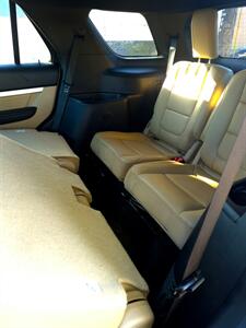 2016 Ford Explorer XLT - Photo 7 - Eugene, OR 97402