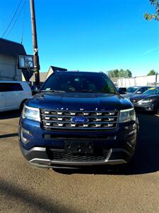 2016 Ford Explorer XLT - Photo 2 - Eugene, OR 97402