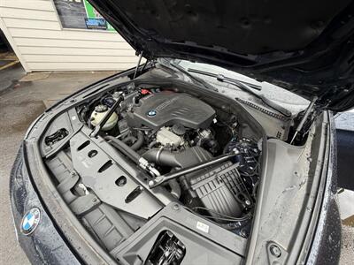 2015 BMW 528i xDrive - Photo 16 - Eugene, OR 97402