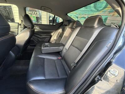 2019 Nissan Altima 2.5 SR - Photo 17 - Eugene, OR 97402